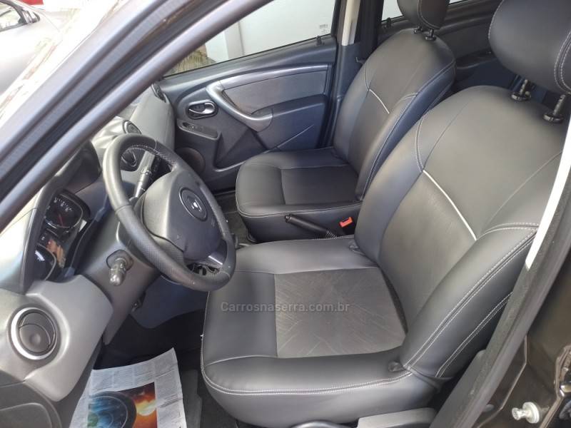 RENAULT - DUSTER - 2014/2014 - Verde - R$ 54.900,00