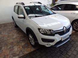 RENAULT - SANDERO - 2017/2018 - Branca - R$ 55.900,00