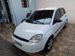 FORD - FIESTA - 2003/2004 - Branca - R$ 19.900,00