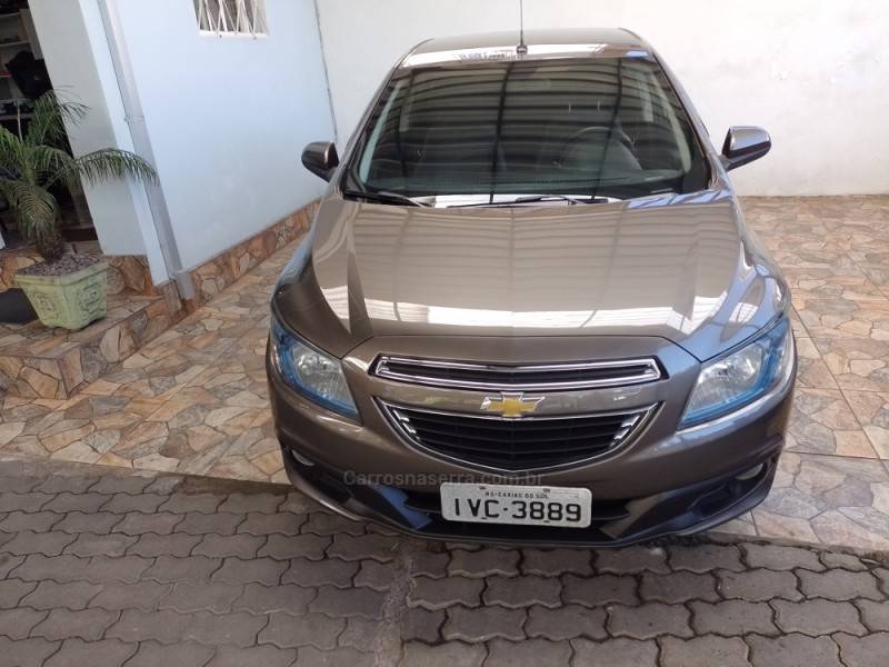 CHEVROLET - PRISMA - 2013/2014 - Cinza - R$ 52.900,00