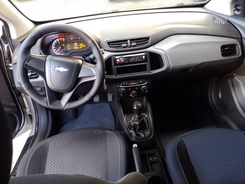 CHEVROLET - ONIX - 2019/2020 - Prata - R$ 55.900,00