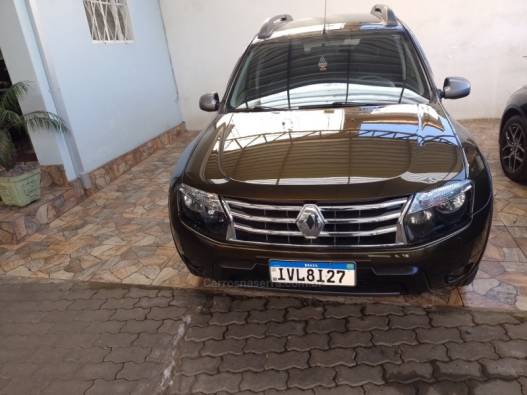 RENAULT - DUSTER - 2014/2014 - Verde - R$ 54.900,00