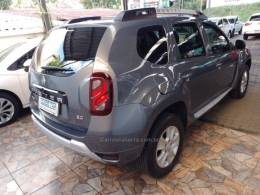 RENAULT - DUSTER - 2015/2016 - Cinza - R$ 63.900,00