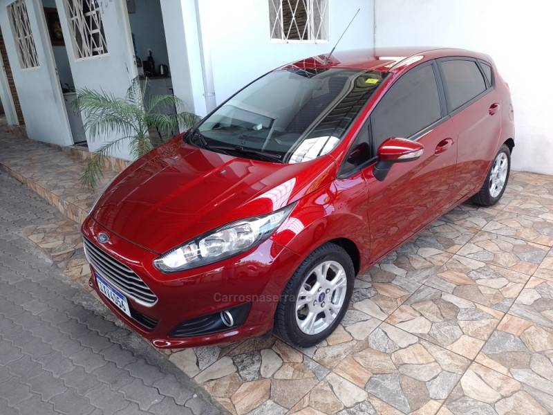 FORD - FIESTA - 2017/2017 - Vermelha - Sob Consulta