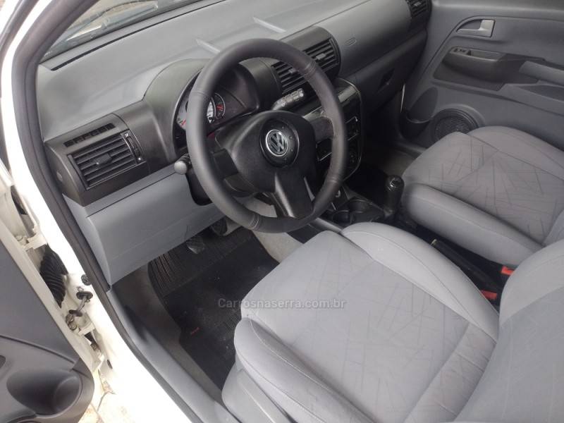 VOLKSWAGEN - SPACEFOX - 2010/2010 - Branca - R$ 33.900,00