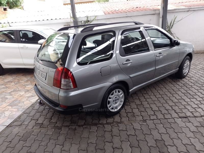 FIAT - PALIO - 2006/2007 - Cinza - R$ 28.500,00