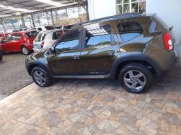 RENAULT - DUSTER - 2014/2014 - Verde - R$ 54.900,00