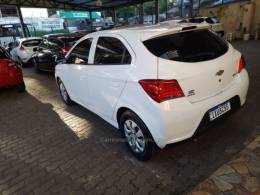 CHEVROLET - ONIX - 2017/2017 - Branca - R$ 53.900,00