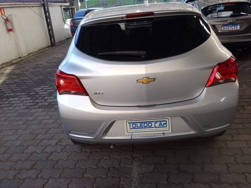 CHEVROLET - ONIX - 2019/2020 - Prata - R$ 55.900,00