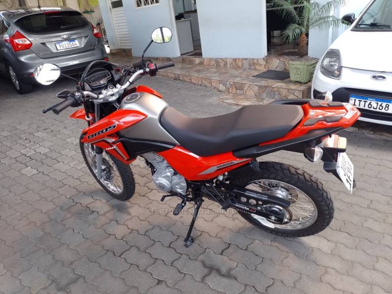 HONDA - NXR 160 - 2022/2023 - Vermelha - R$ 22.500,00