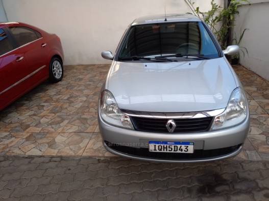 RENAULT - SYMBOL - 2009/2010 - Prata - R$ 23.500,00
