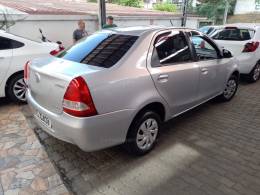 TOYOTA - ETIOS - 2016/2017 - Prata - R$ 57.900,00