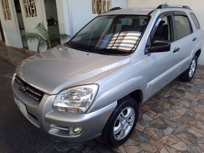 KIA MOTORS - SPORTAGE - 2008/2008 - Prata - R$ 37.900,00