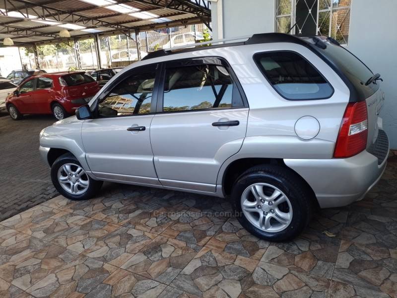 KIA MOTORS - SPORTAGE - 2008/2008 - Prata - R$ 37.900,00