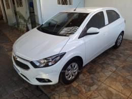 CHEVROLET - ONIX - 2017/2017 - Branca - R$ 53.900,00