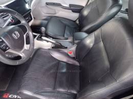 HONDA - CIVIC - 2015/2016 - Preta - R$ 74.900,00