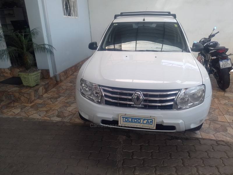RENAULT - DUSTER - 2013/2014 - Branca - R$ 49.900,00