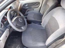 RENAULT - SYMBOL - 2009/2010 - Prata - R$ 23.500,00