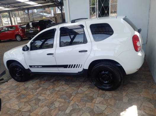 RENAULT - DUSTER - 2013/2014 - Branca - R$ 49.900,00