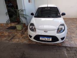 FORD - KA - 2012/2013 - Branca - R$ 26.900,00