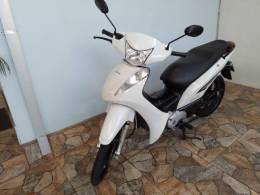 HONDA - BIZ 125 - 2013/2014 - Branca - R$ 12.900,00