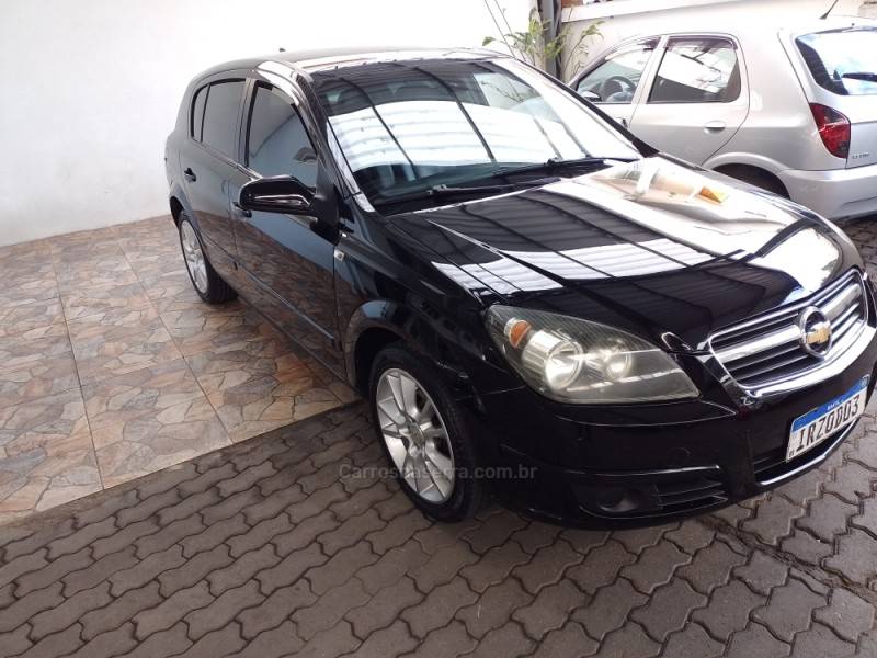 CHEVROLET - VECTRA - 2008/2009 - Preta - R$ 37.900,00