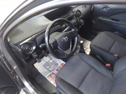 TOYOTA - ETIOS - 2015/2016 - Cinza - R$ 47.900,00