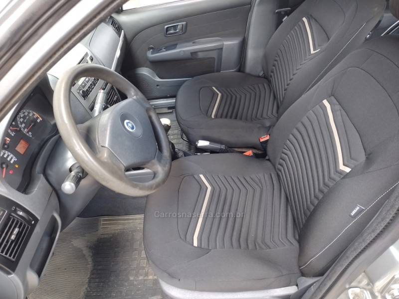 FIAT - PALIO - 2006/2007 - Cinza - R$ 28.500,00